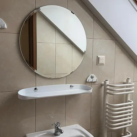 Goscinne Wieloryb Władysławowo