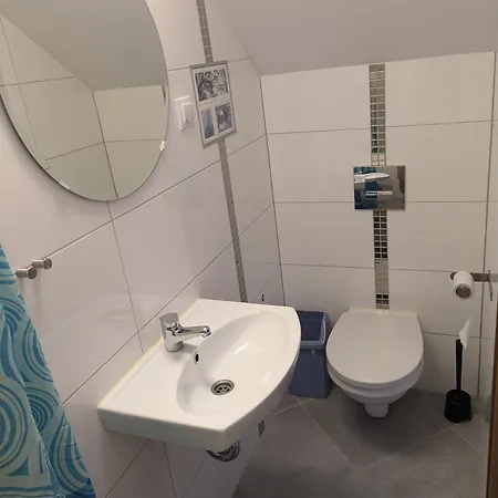 Goscinne Wieloryb Konukevi *